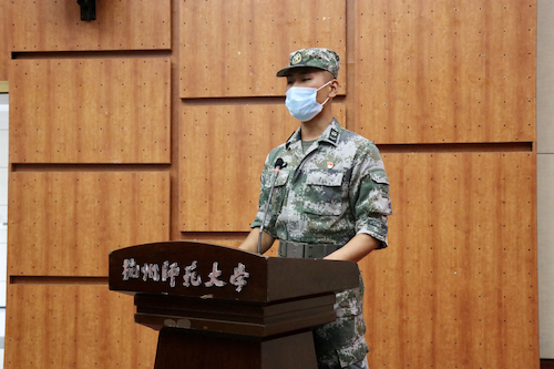 5.教官代表、学生军训师一团二营营长徐非凡发言